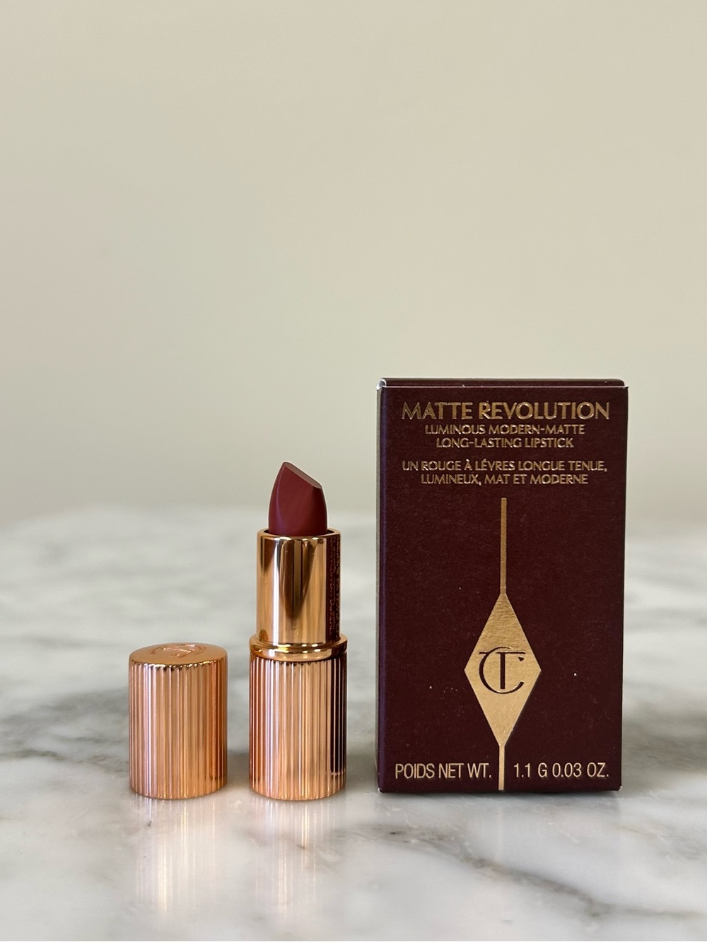 Charlotte Tilbury K.I.S.S.I.N.G Matte Revolution Lipstick (Walk of no Shame)